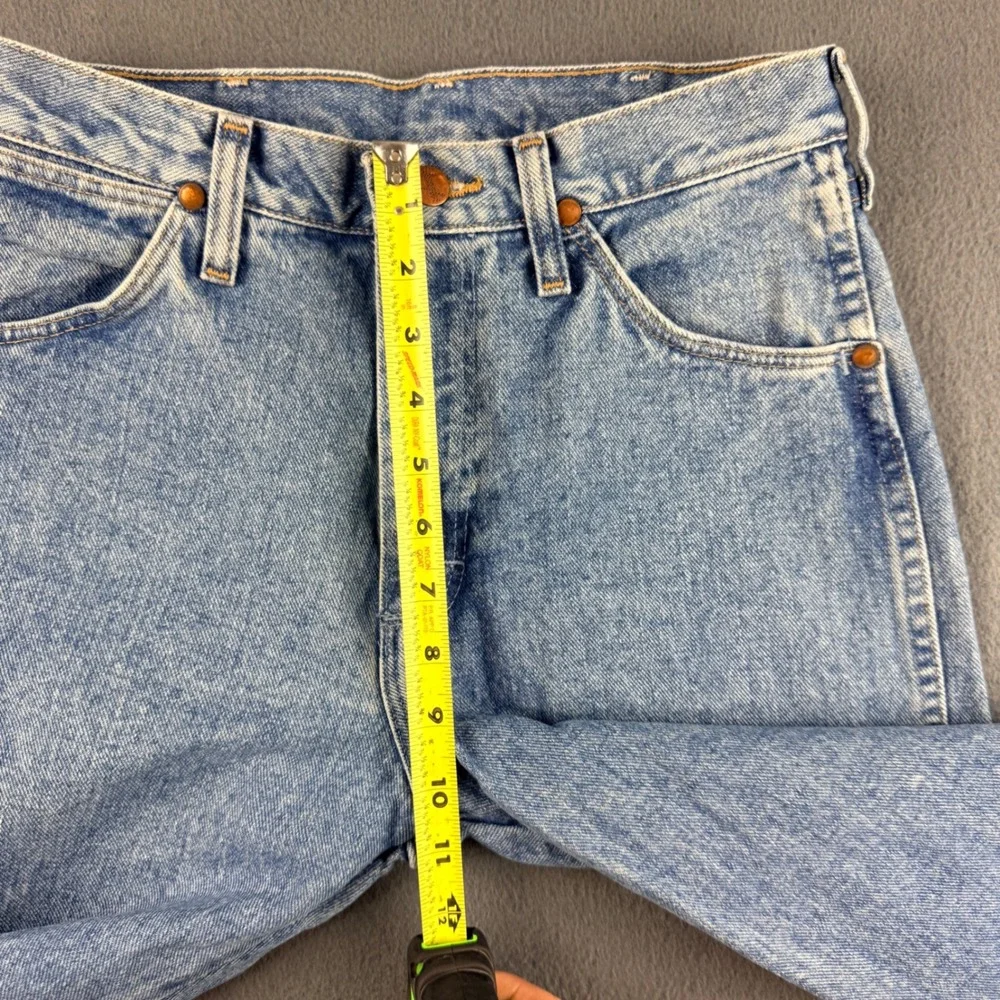 Vintage USA Wrangler Jeans Men's 29x34 Blue 13MWZAW Cowboy Cut Classic Straaight